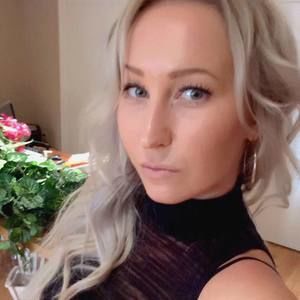 Meet your Posher, Allycia